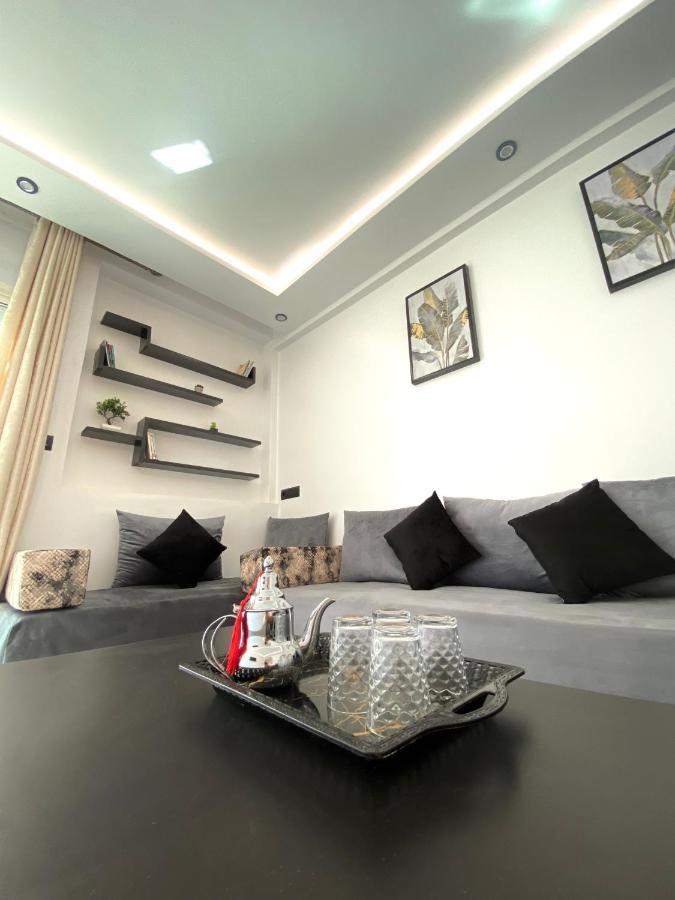 Lovely 2 Bedroom Apartment Rabat Exterior photo